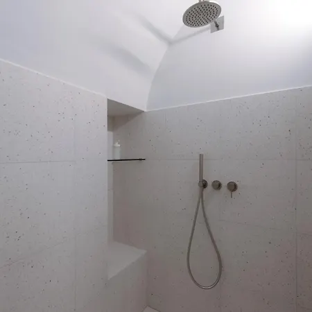 Alameda Terrace By Homing *