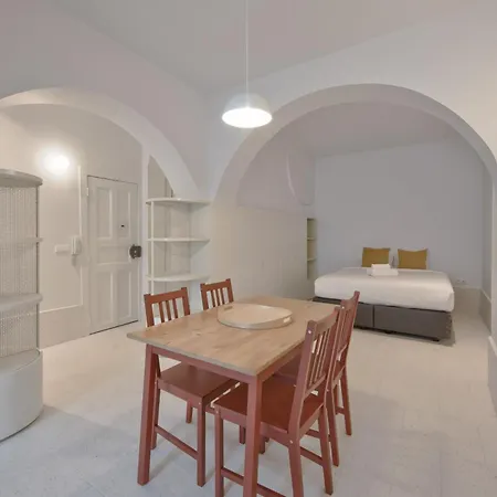 Alameda Terrace By Homing *